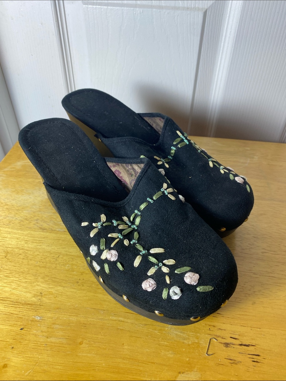 Black Embroidered Floral Clog Mules - Women's Slip-On Shoe Size 8